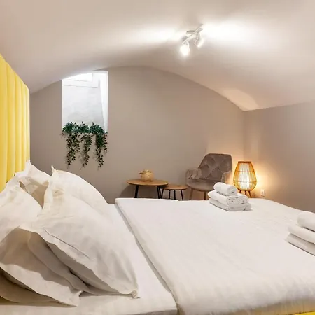 Avangard Saint Teodora Ii *