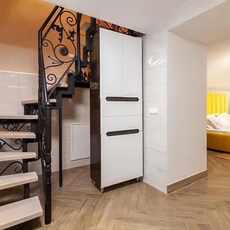 Avangard Saint Teodora Ii *