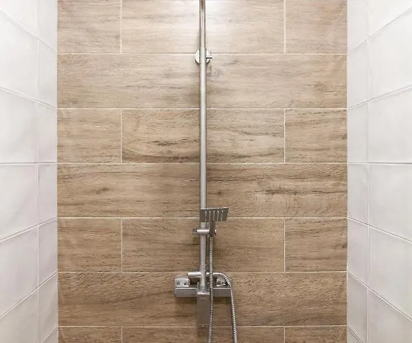 Daire Avangard Saint Teodora Ii Lviv